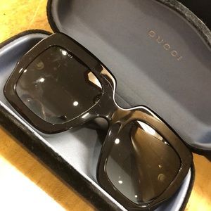 Gucci Black/Grey square sunglasses